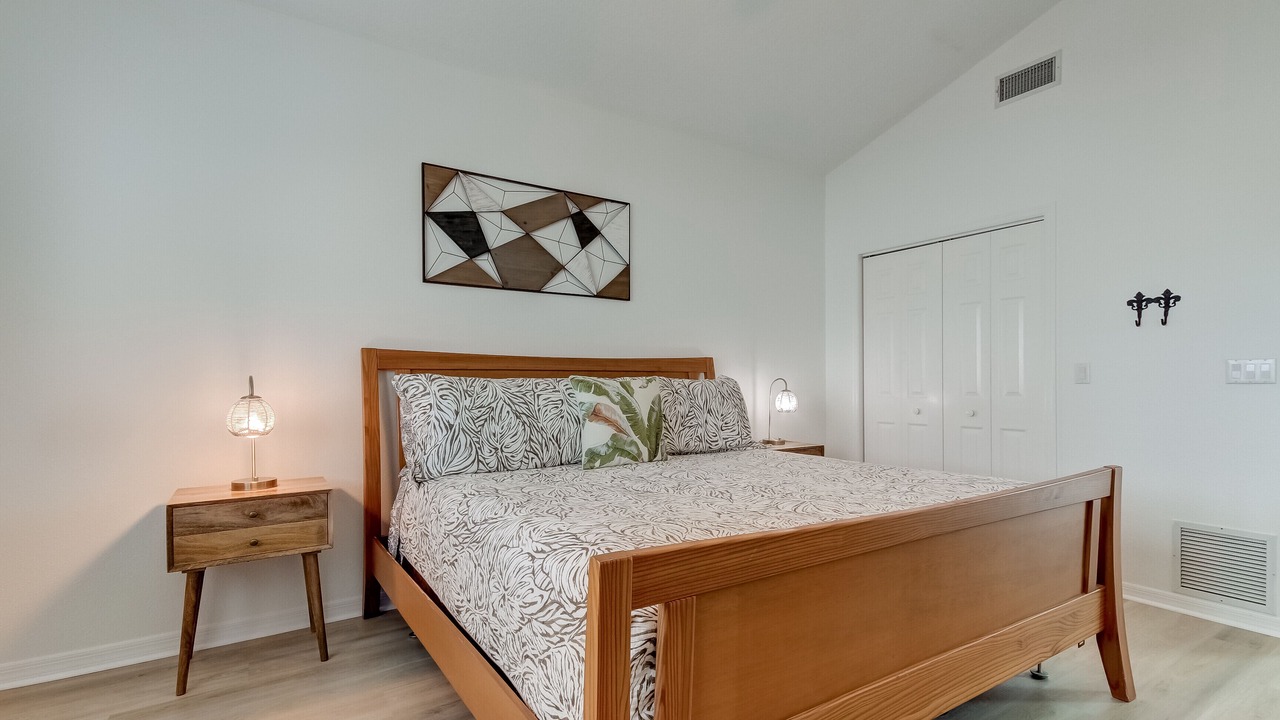 Photo of Bedroom in Belleair Beach