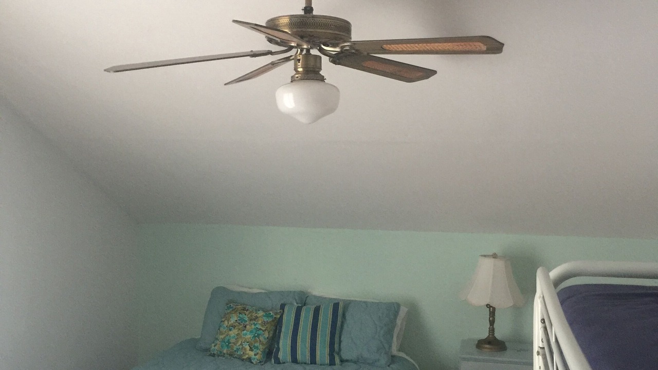 Photo of Bedroom in Salem