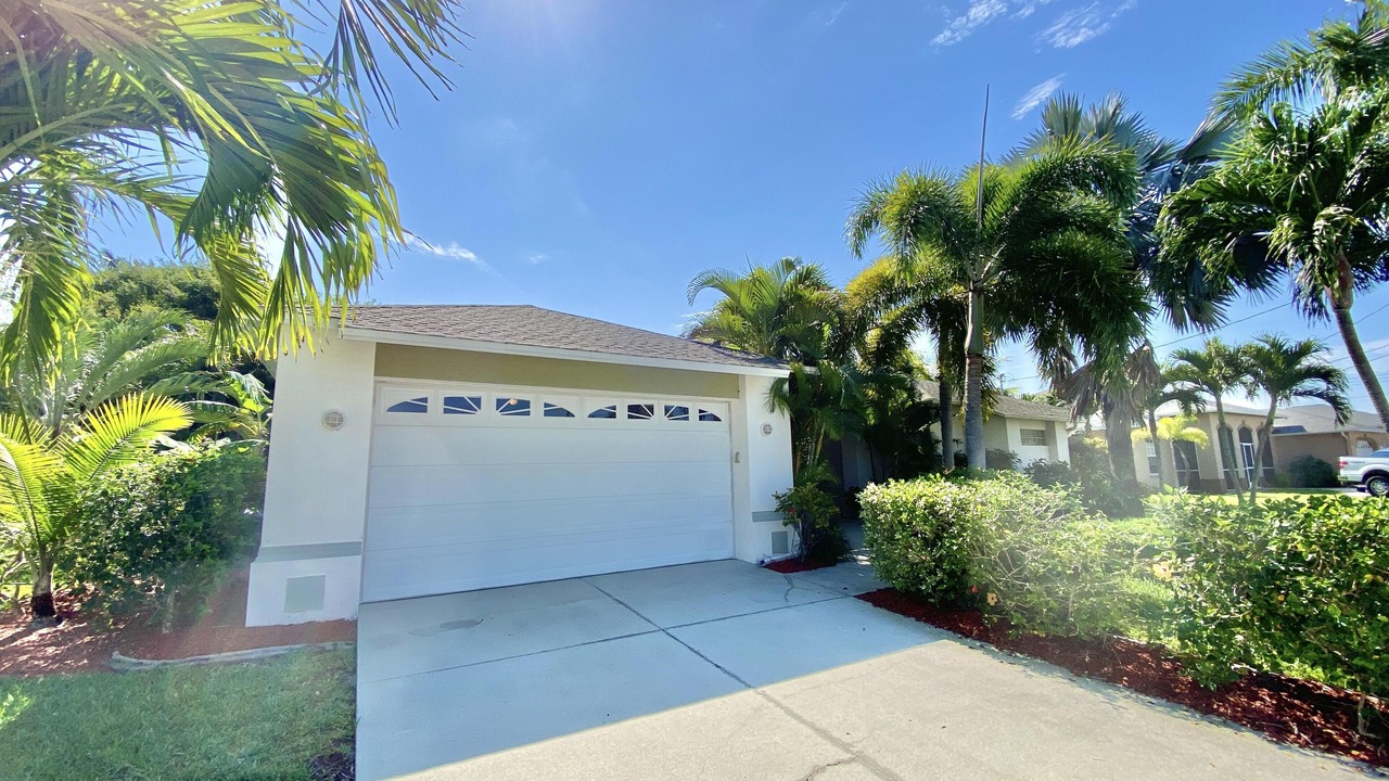 Photo of Outdoor in Pelican
