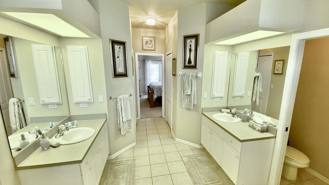 Photo of Bathroom in Pelican
