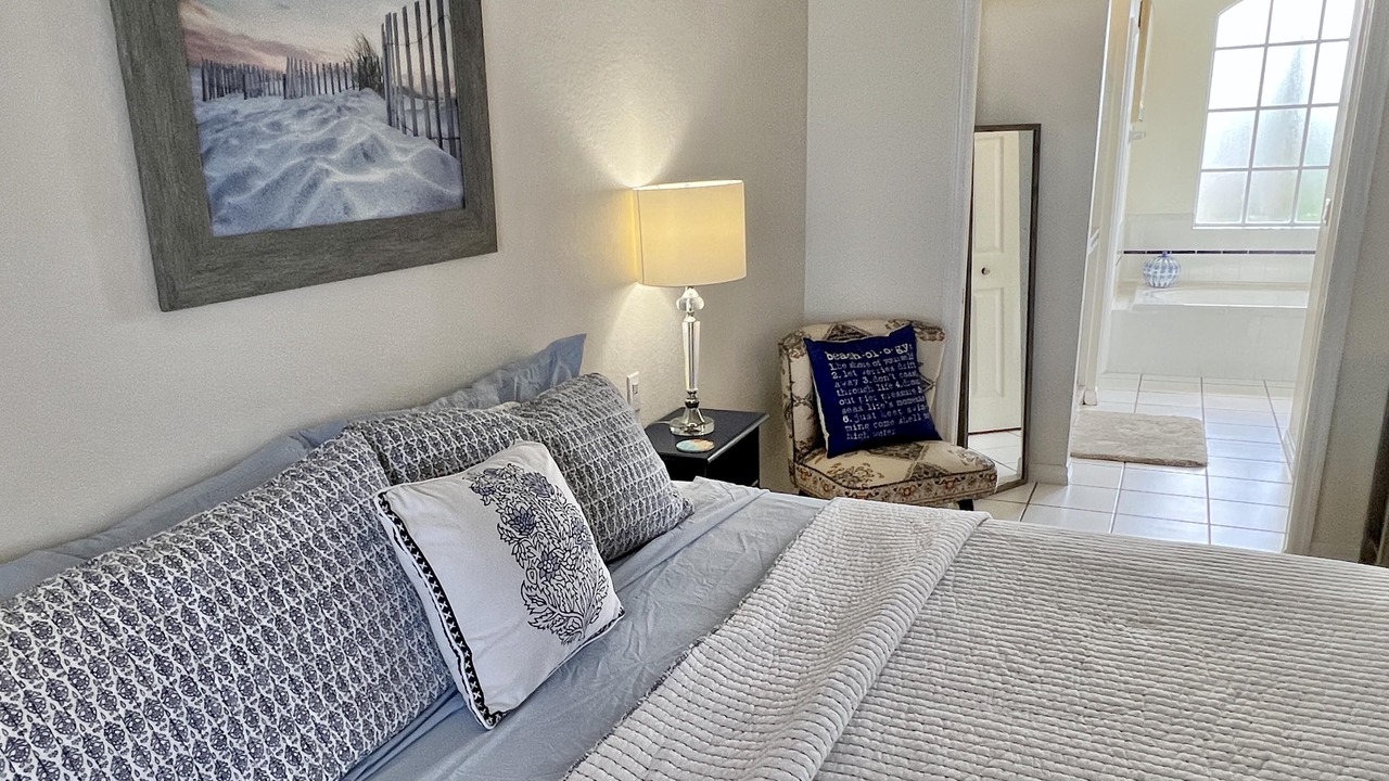 Photo of Bedroom in Eight Lakes