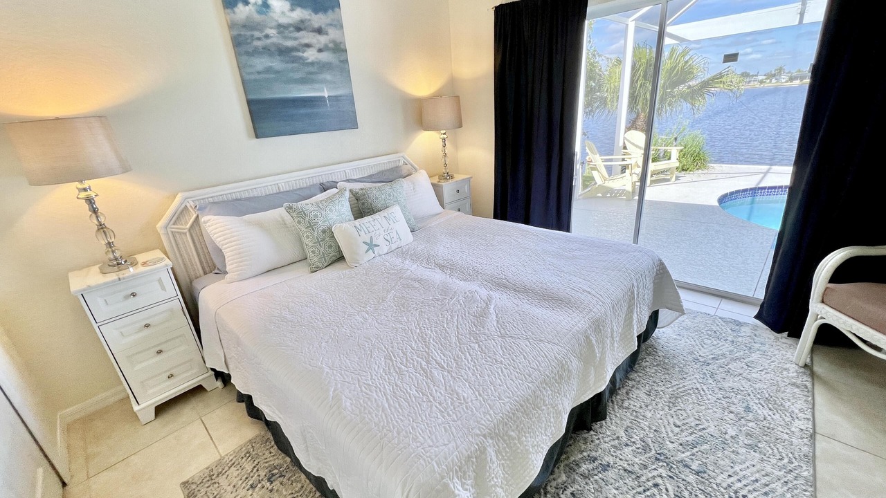 Photo of Bedroom in Eight Lakes