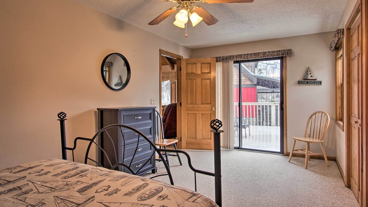 Photo of Bedroom in La Follette