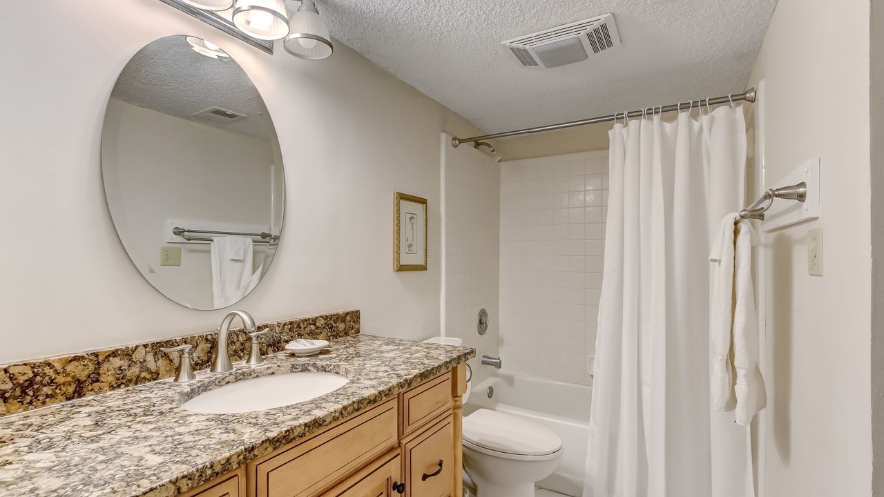 Photo of Bathroom in Fernandina Beach
