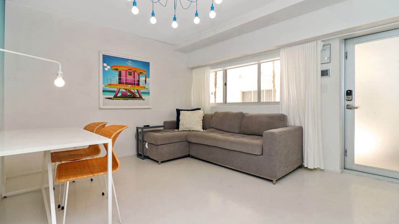 Photo of Livingroom in South Pointe