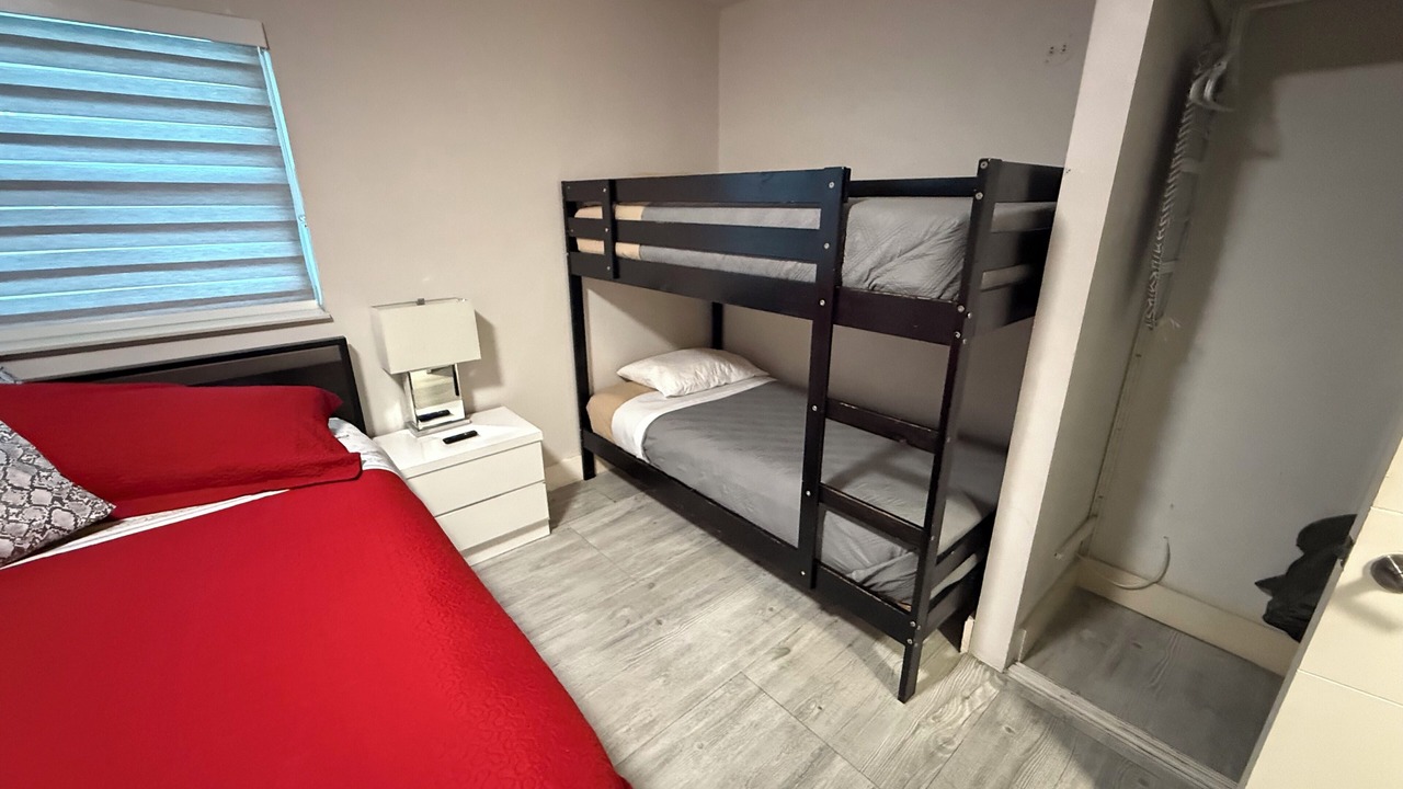 Photo of Bedroom in Royal Poinciana