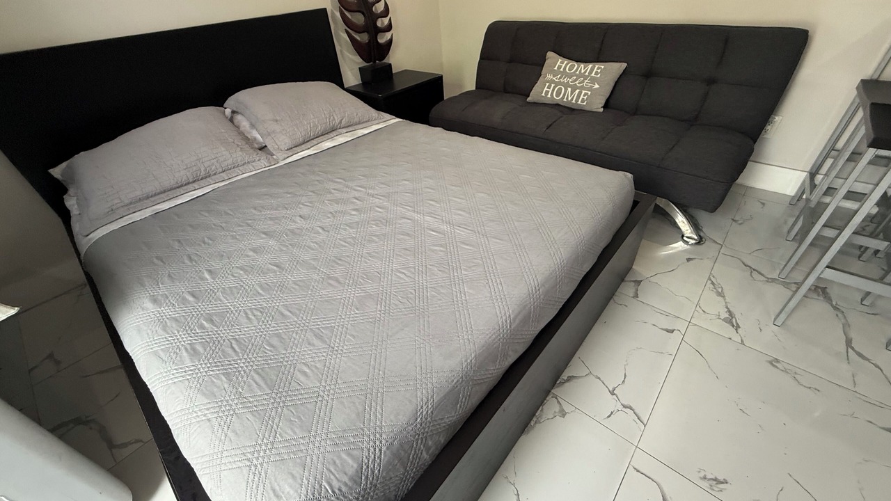 Photo of Bedroom in Royal Poinciana