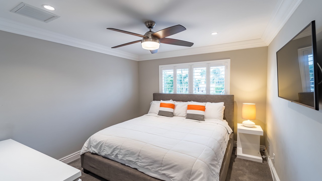 Photo of Bedroom in Coral Ridge