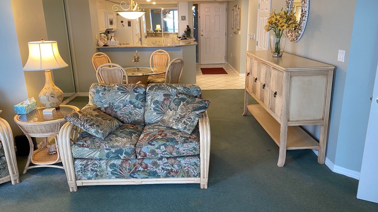 Photo of Livingroom in Fort Pierce Shores