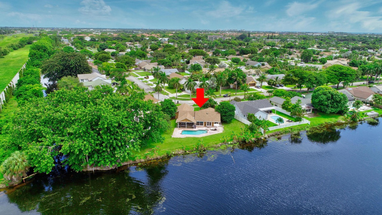 Photo of Outdoor in Tropic Palms
