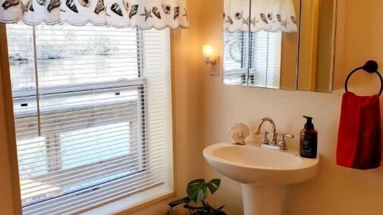 Photo of Bathroom in Perry