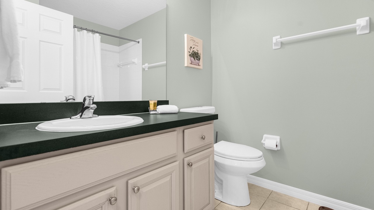 Photo of Bathroom in Highgate Park
