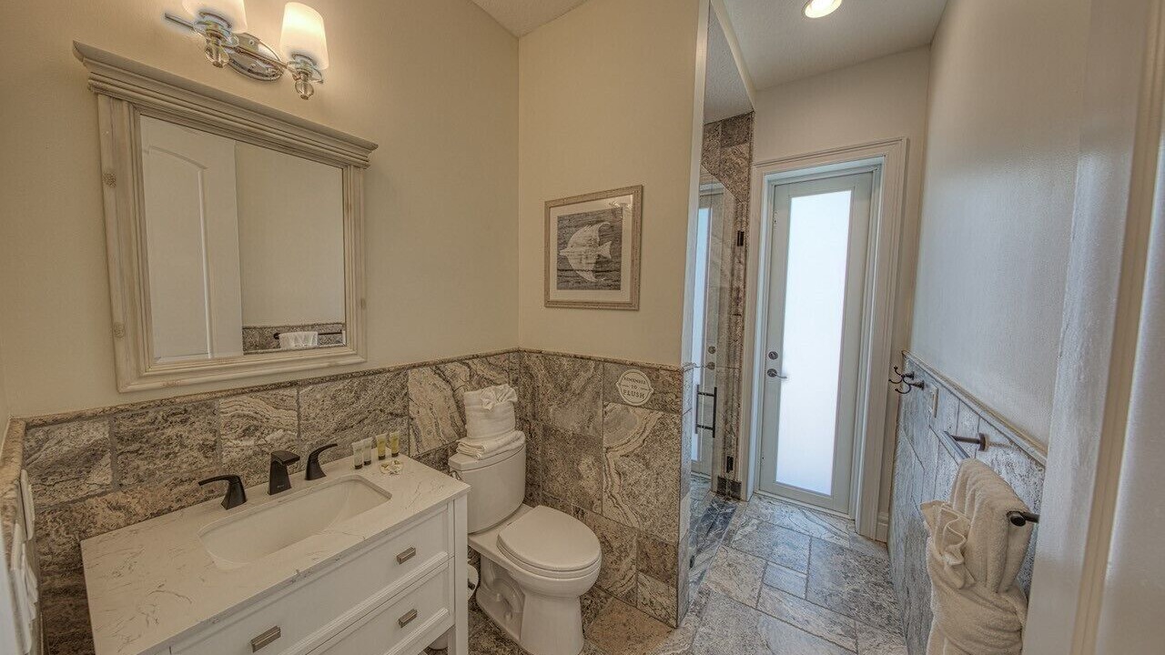 Photo of Bathroom in Wilbur-By-The-Sea