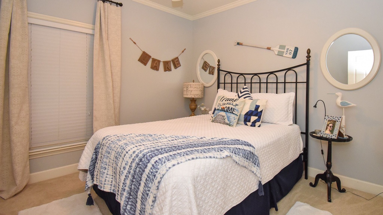 Photo of Bedroom in Dadeville