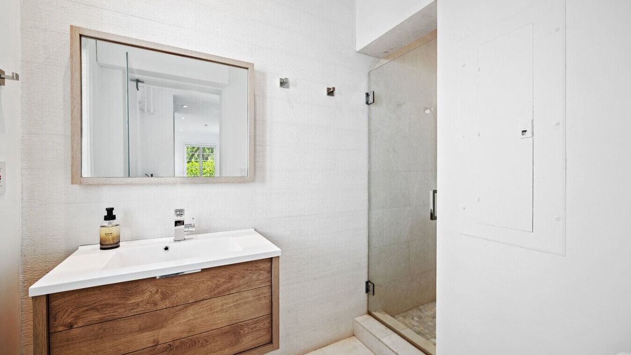 Photo of Bathroom in Douglas
