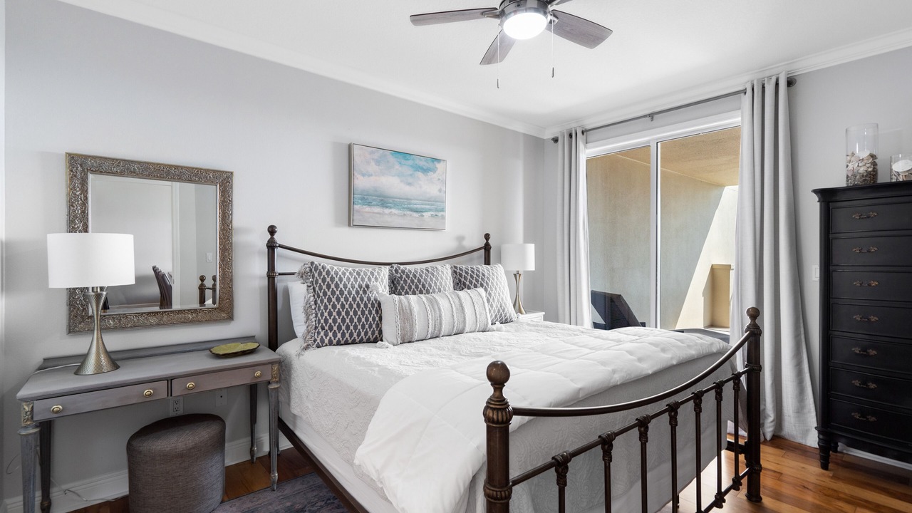 Photo of Bedroom in Santa Rosa Beach