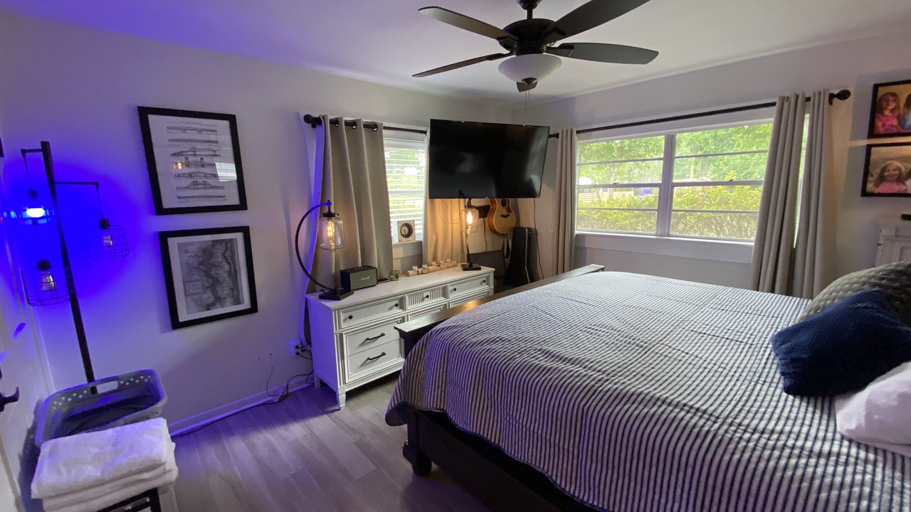Photo of Bedroom in Westside