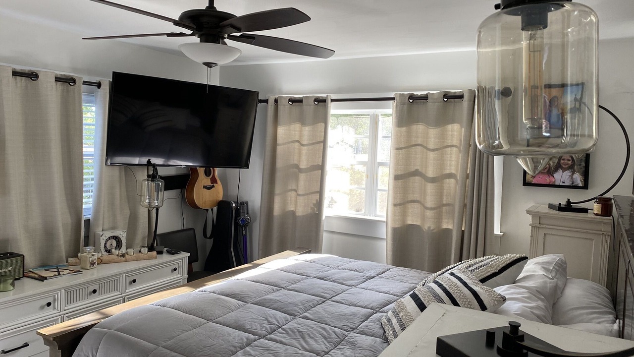 Photo of Bedroom in Westside