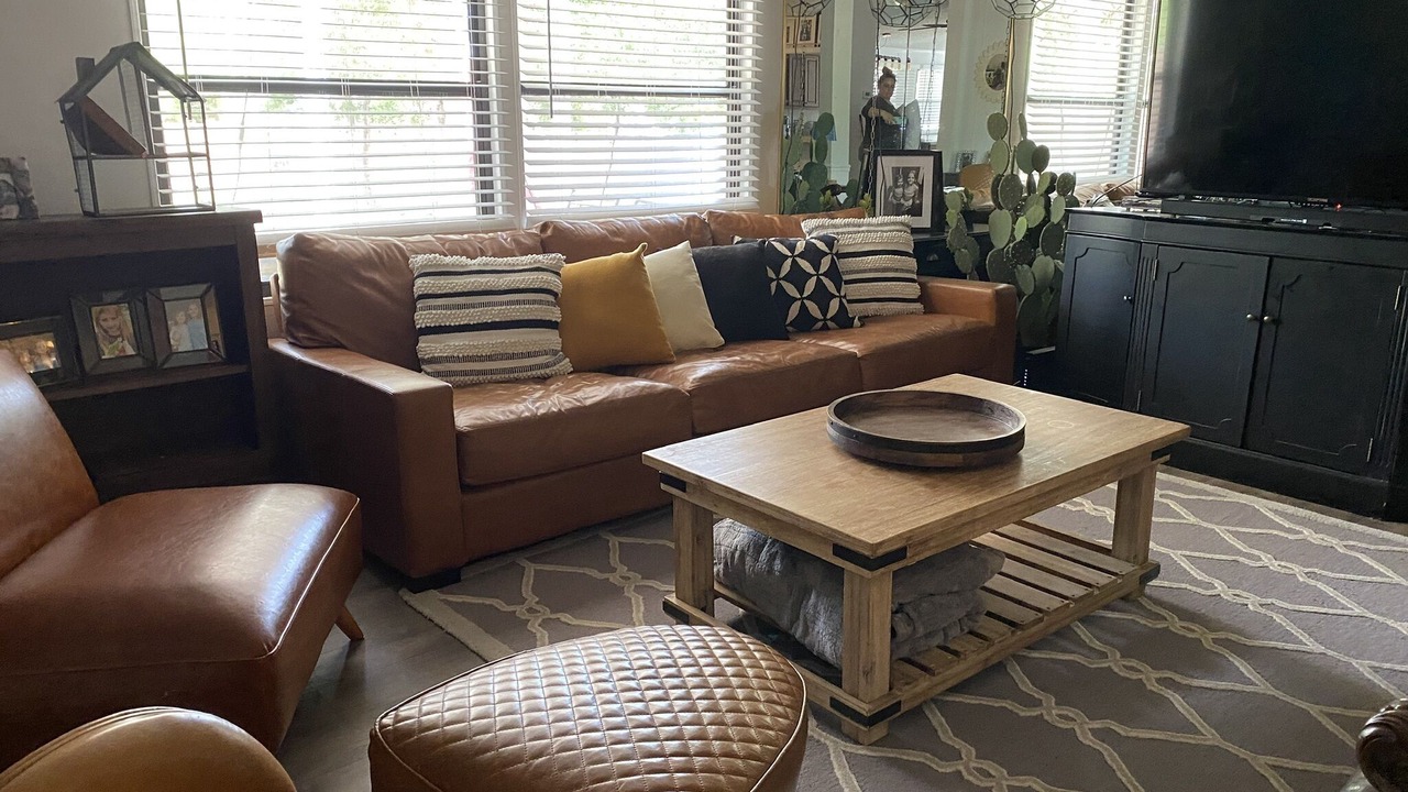 Photo of Livingroom in Westside