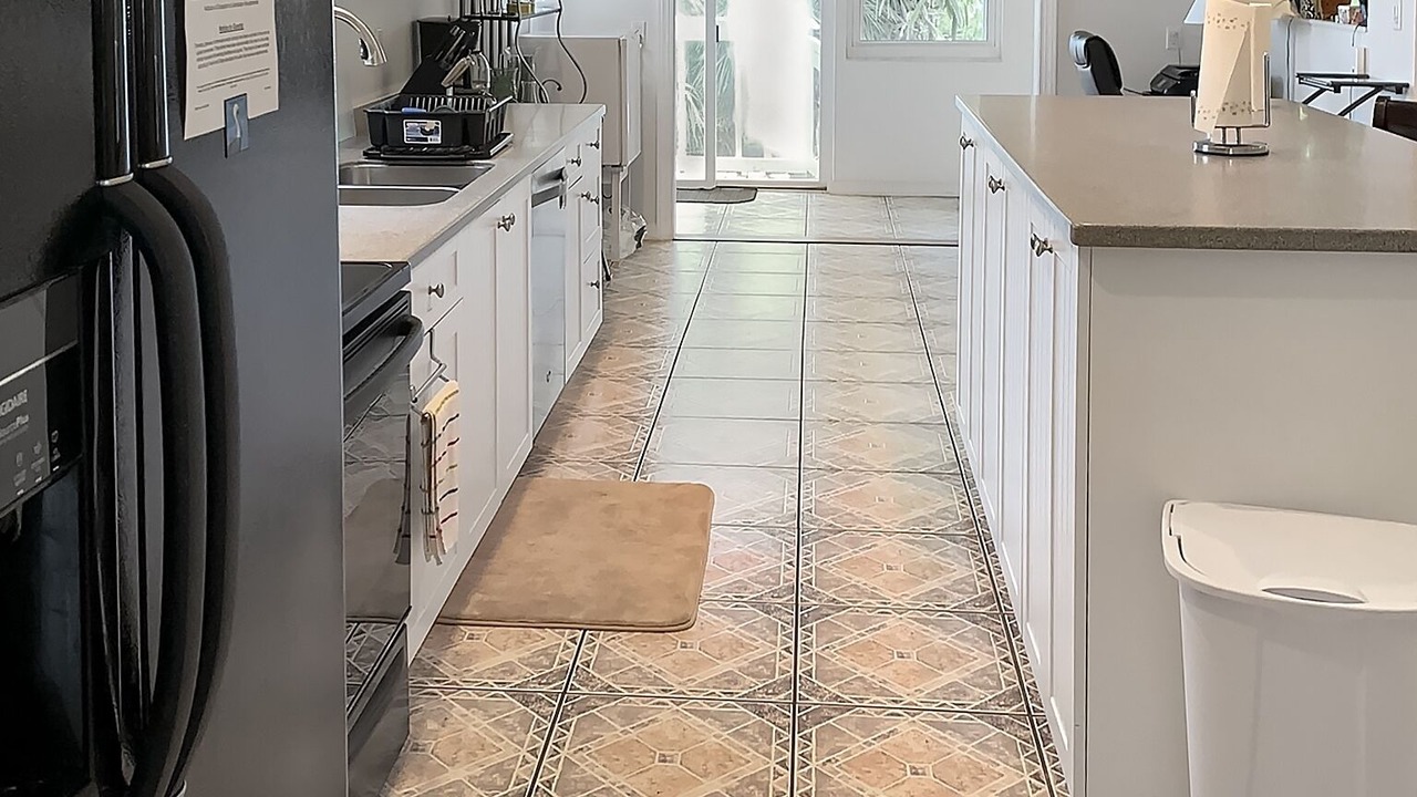 Photo of Kitchen in Pine Island Center