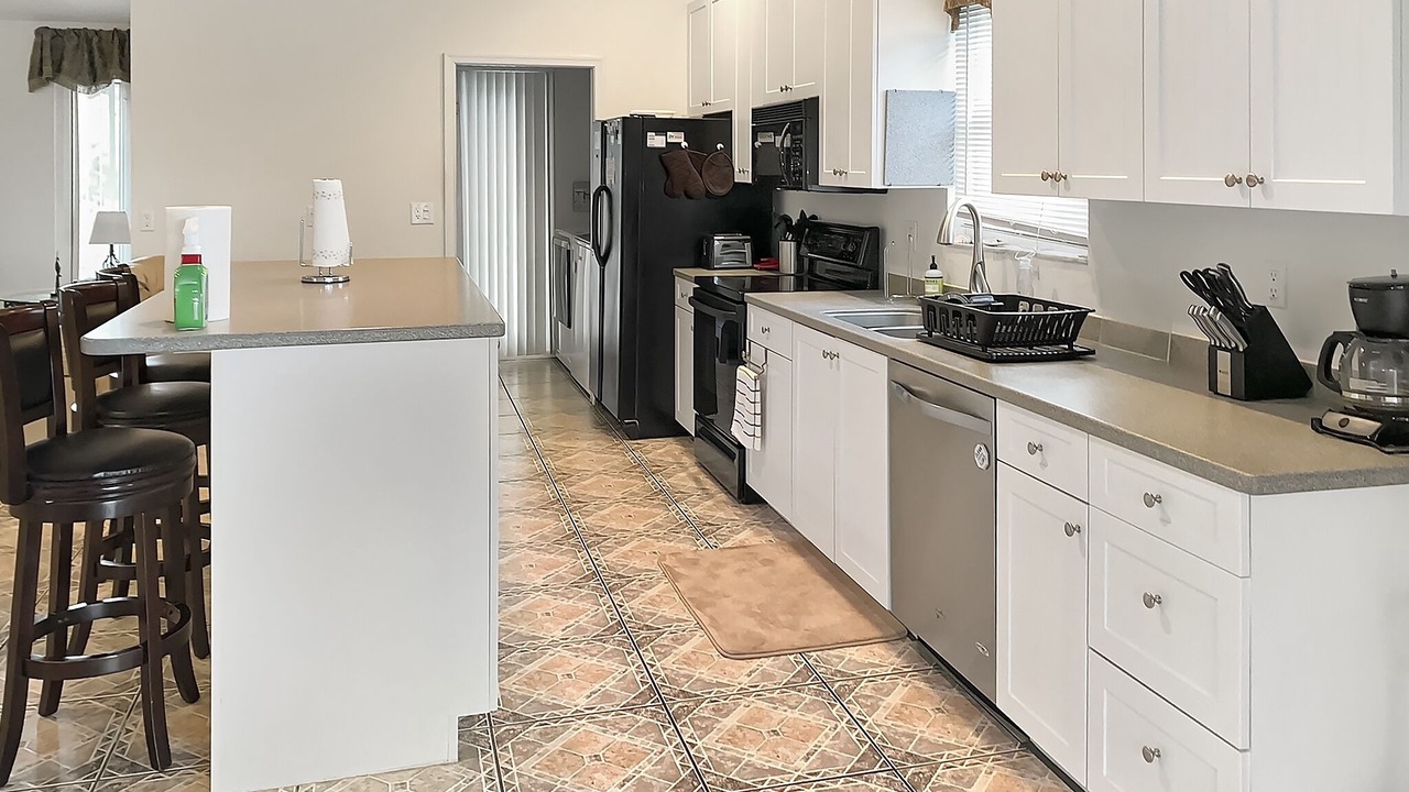 Photo of Kitchen in Pine Island Center