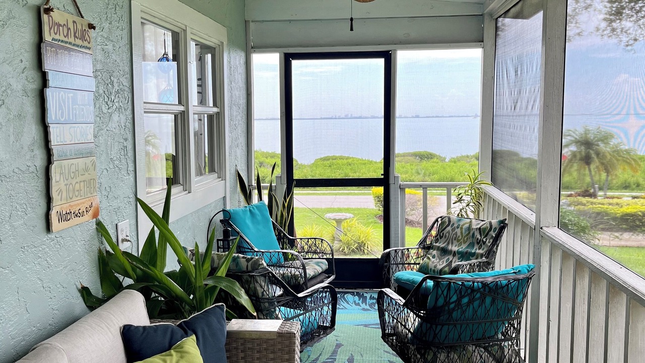 Photo of Livingroom in Safety Harbor