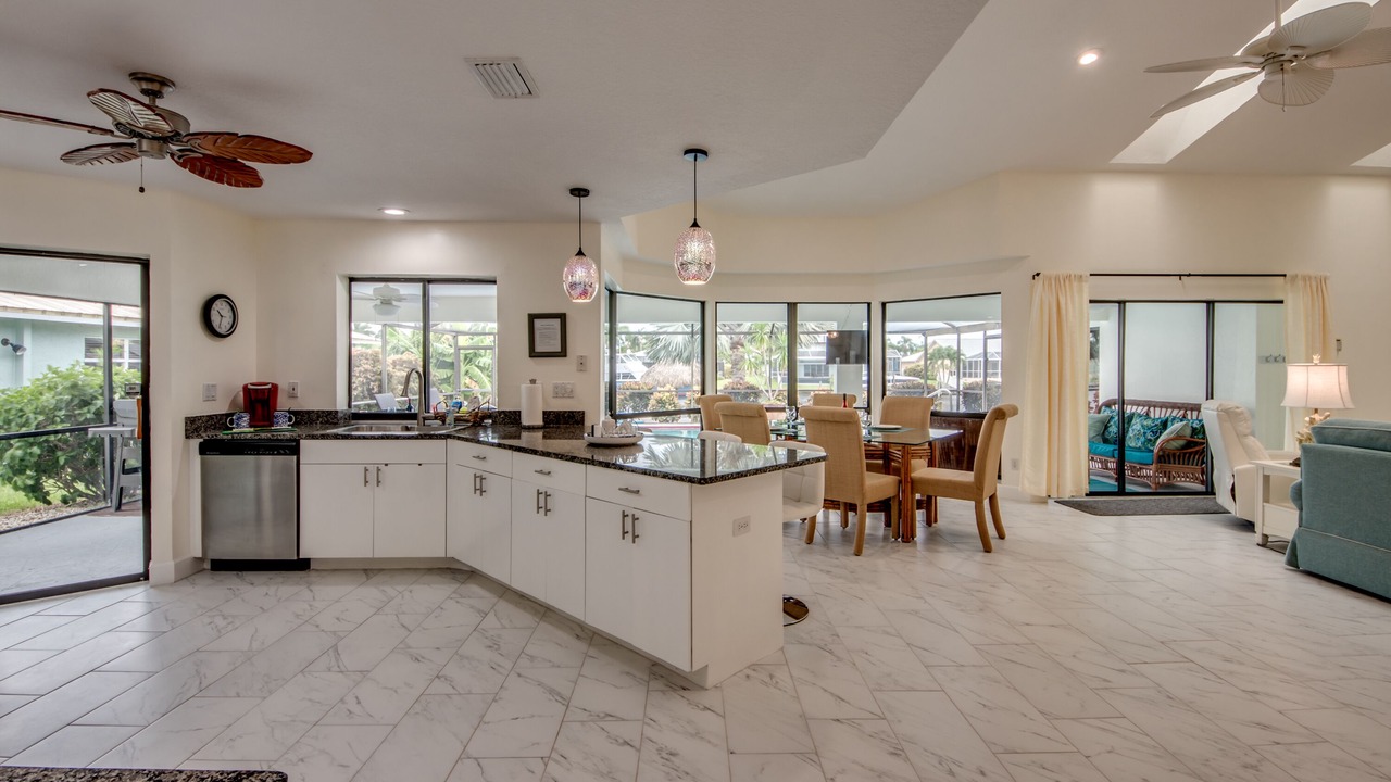 Photo of Kitchen in Caloosahatchee