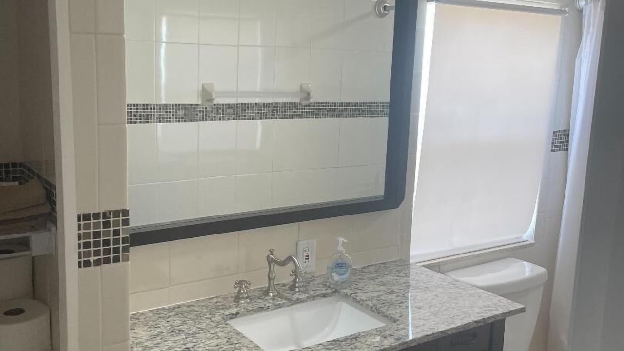 Photo of Bathroom in Okeechobee