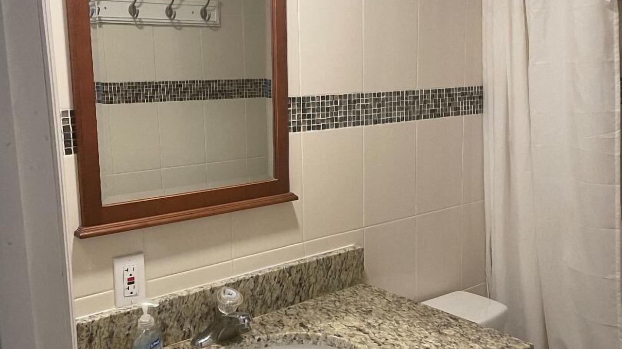Photo of Bathroom in Okeechobee