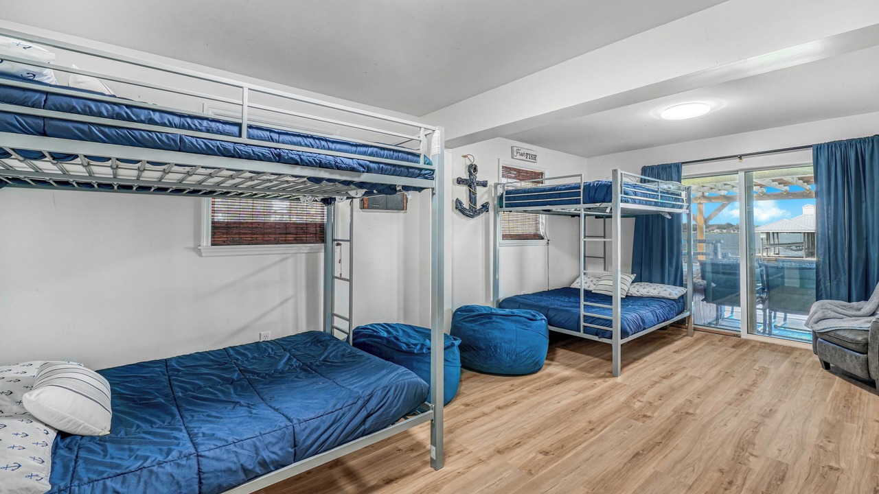 Photo of Bedroom in Sylvan Shores