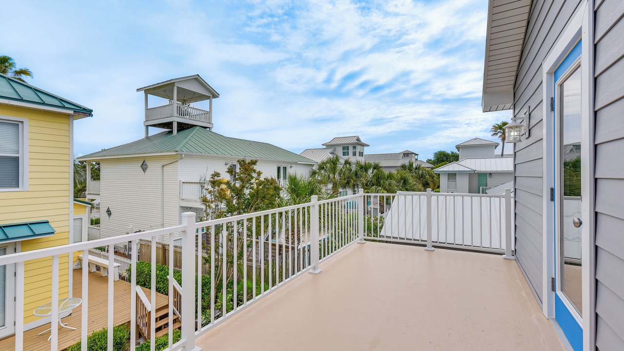 Photo of Patio Balcony in Crystal Shores