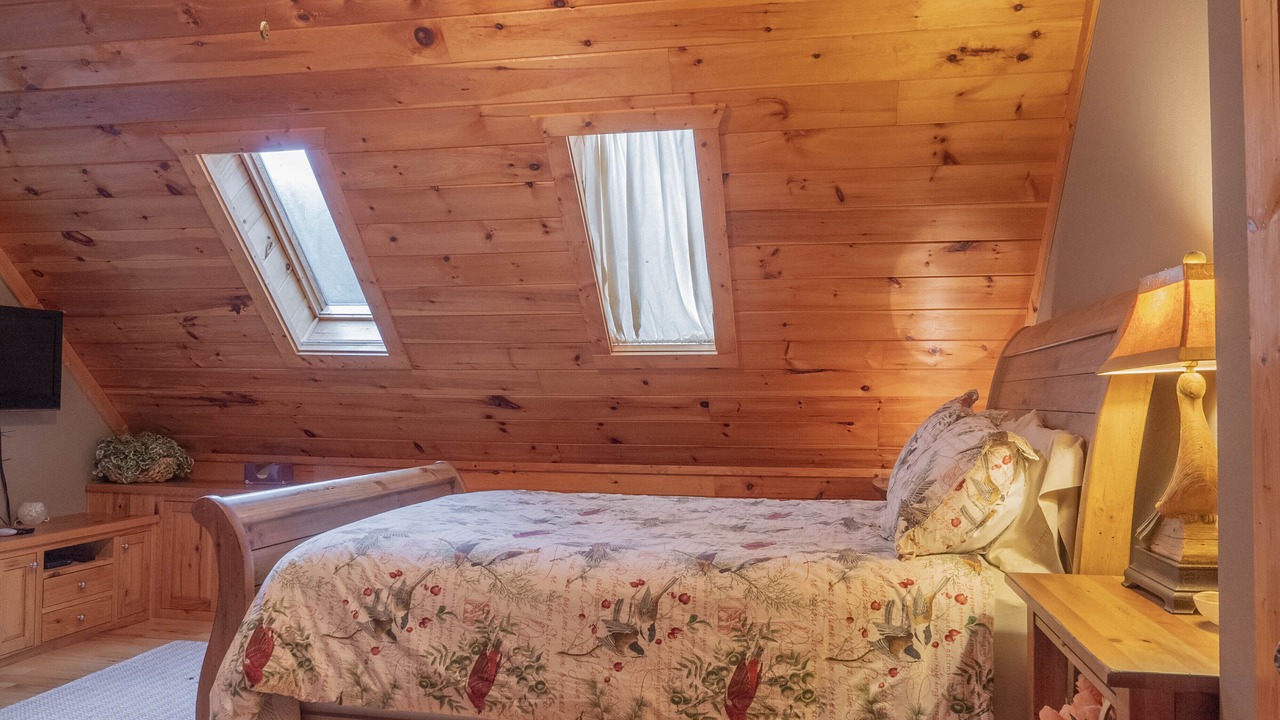 Photo of Bedroom in Townsend