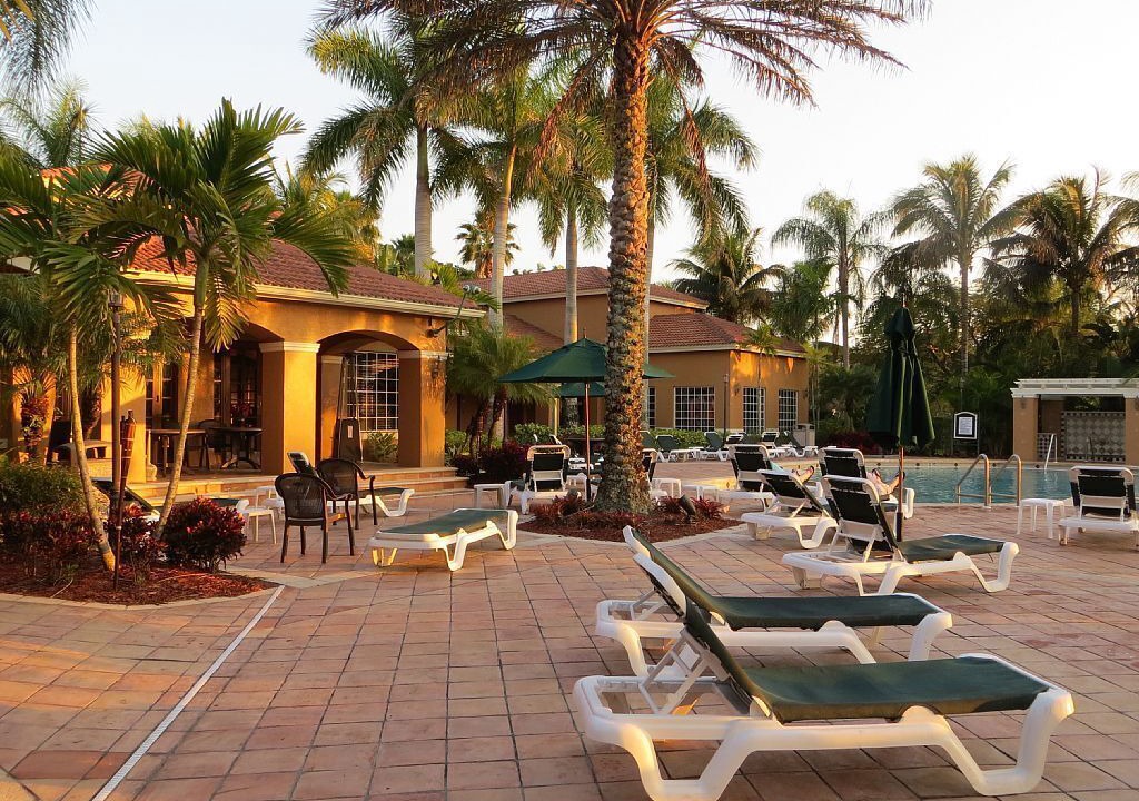 Photo of Patio Balcony in Old Naples