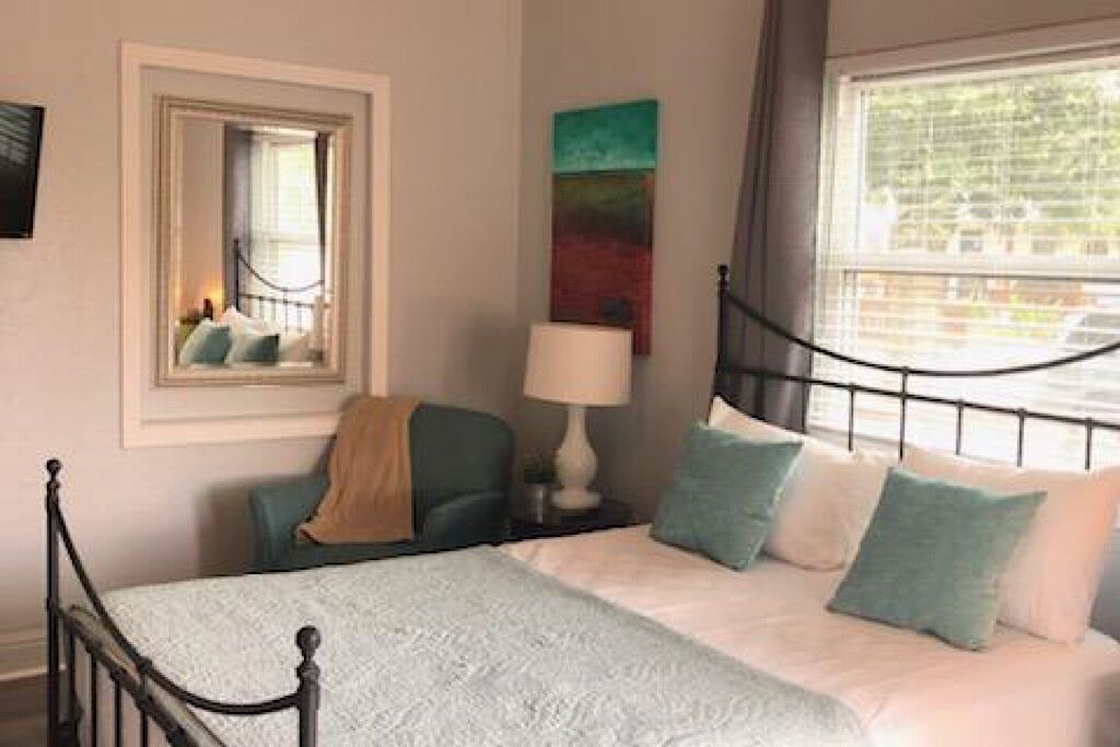 Photo of Bedroom in Tampa Heights