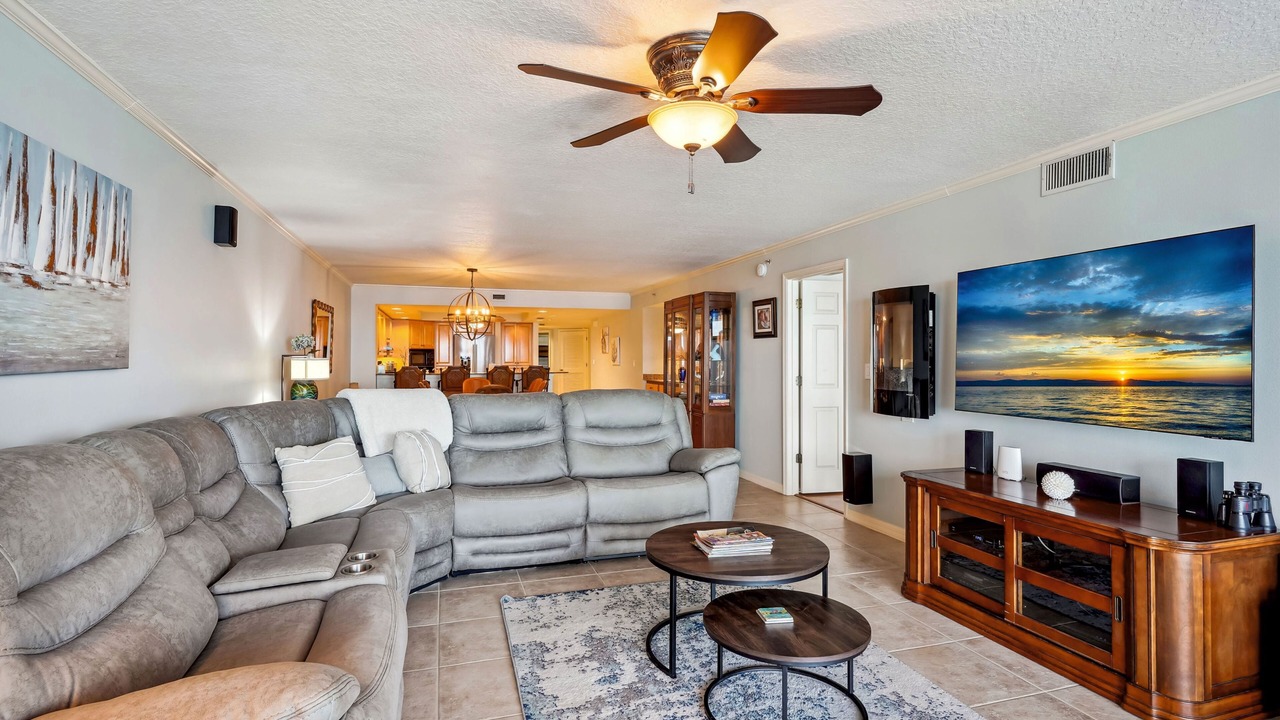 Photo of Livingroom in Redington Beach