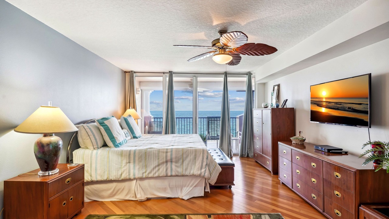 Photo of Bedroom in Redington Beach