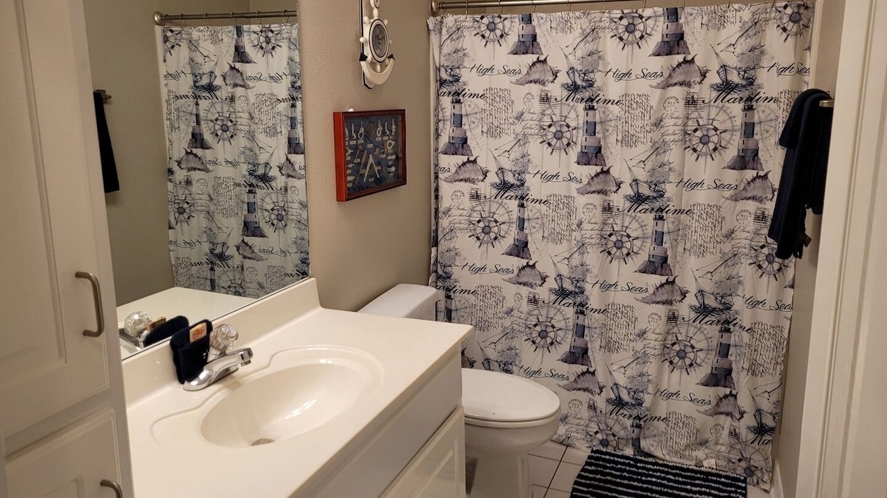 Photo of Bathroom in Dauphin Island