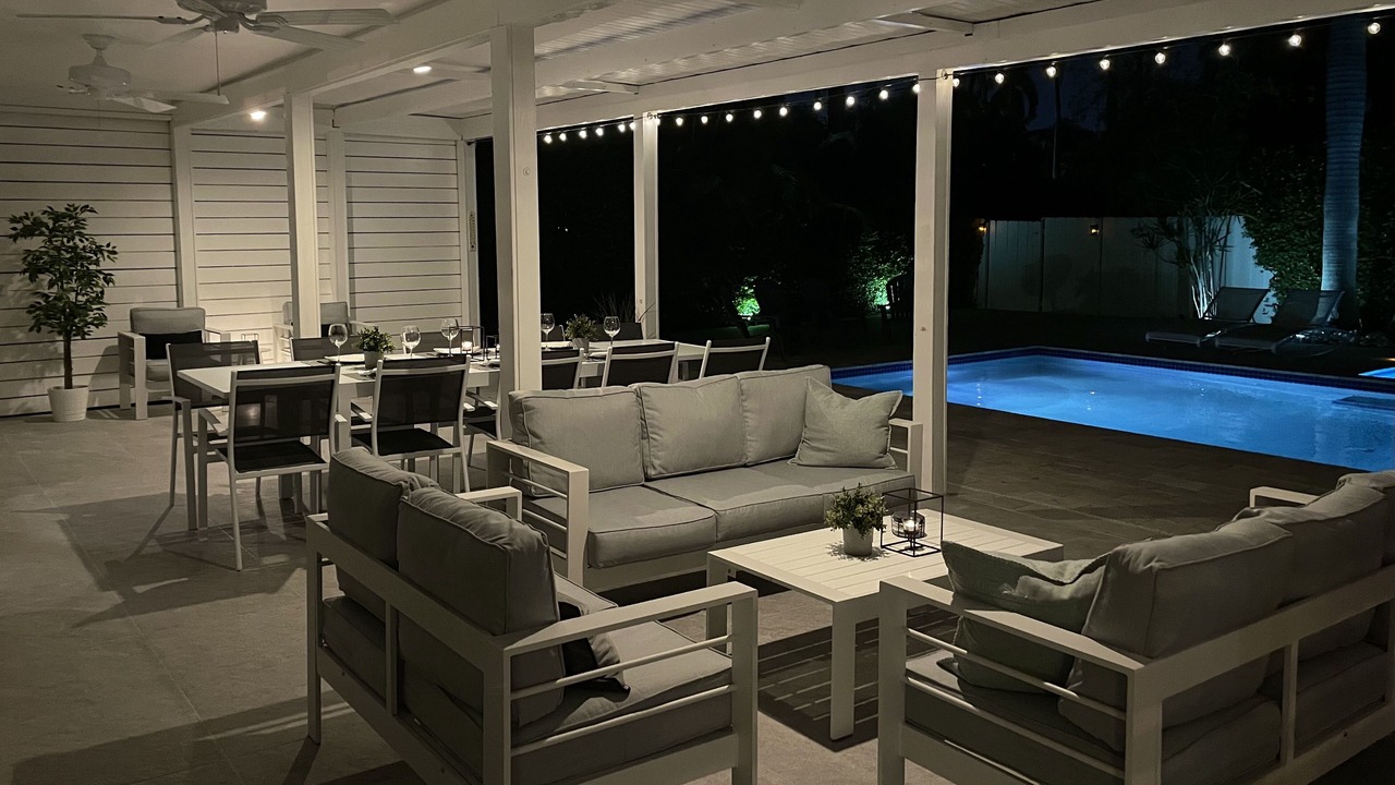 Photo of Outdoor in Hollywood Lakes