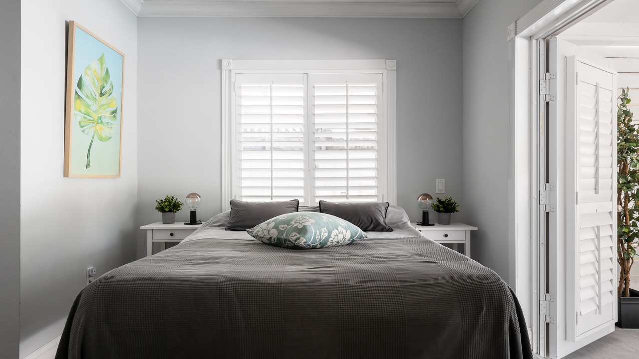 Photo of Bedroom in Hollywood Lakes