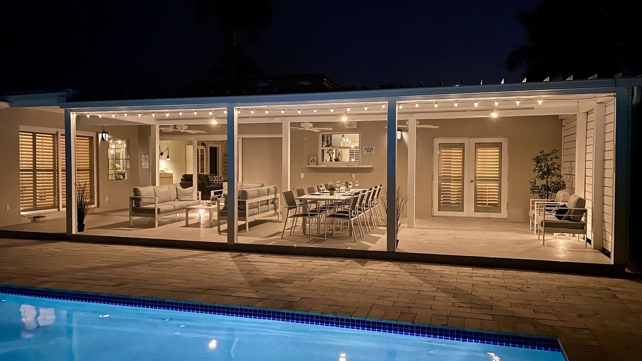 Photo of Outdoor in Hollywood Lakes