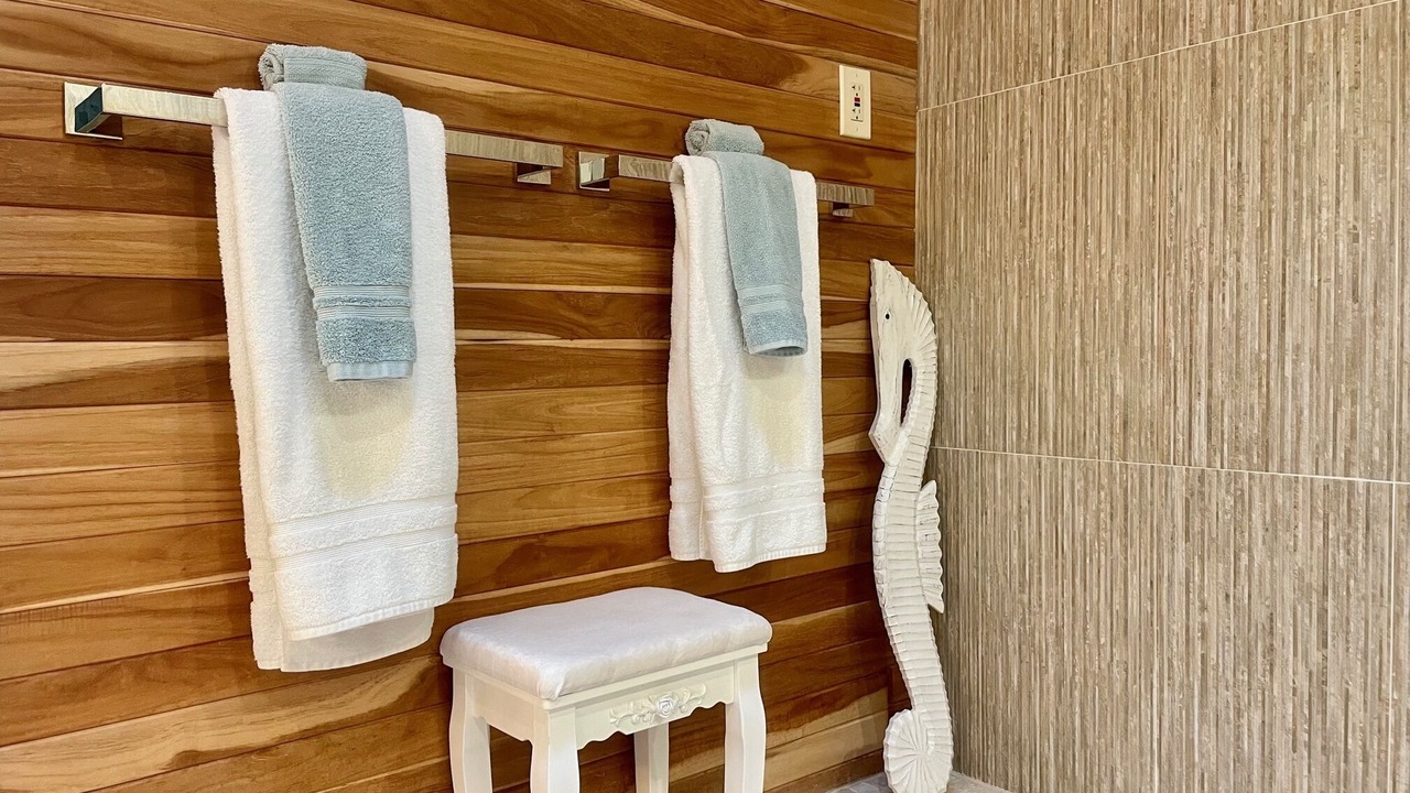 Photo of Bathroom in Orlando Beach