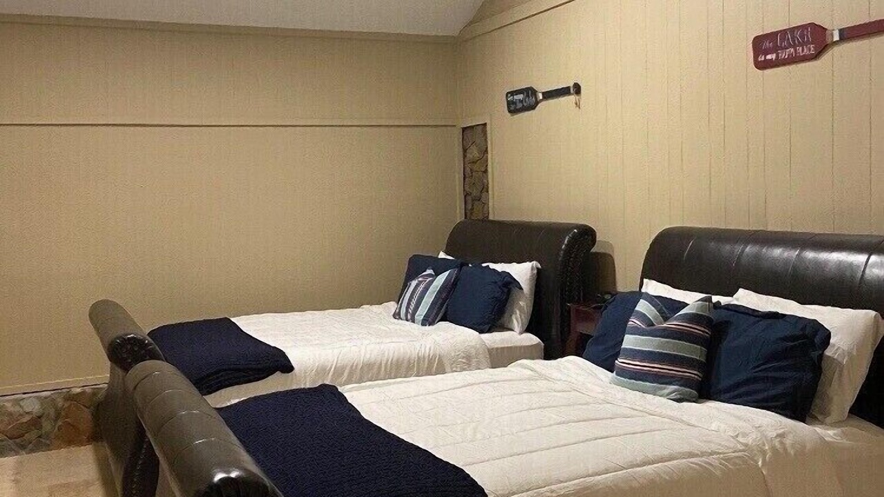 Photo of Bedroom in Placid Lakes