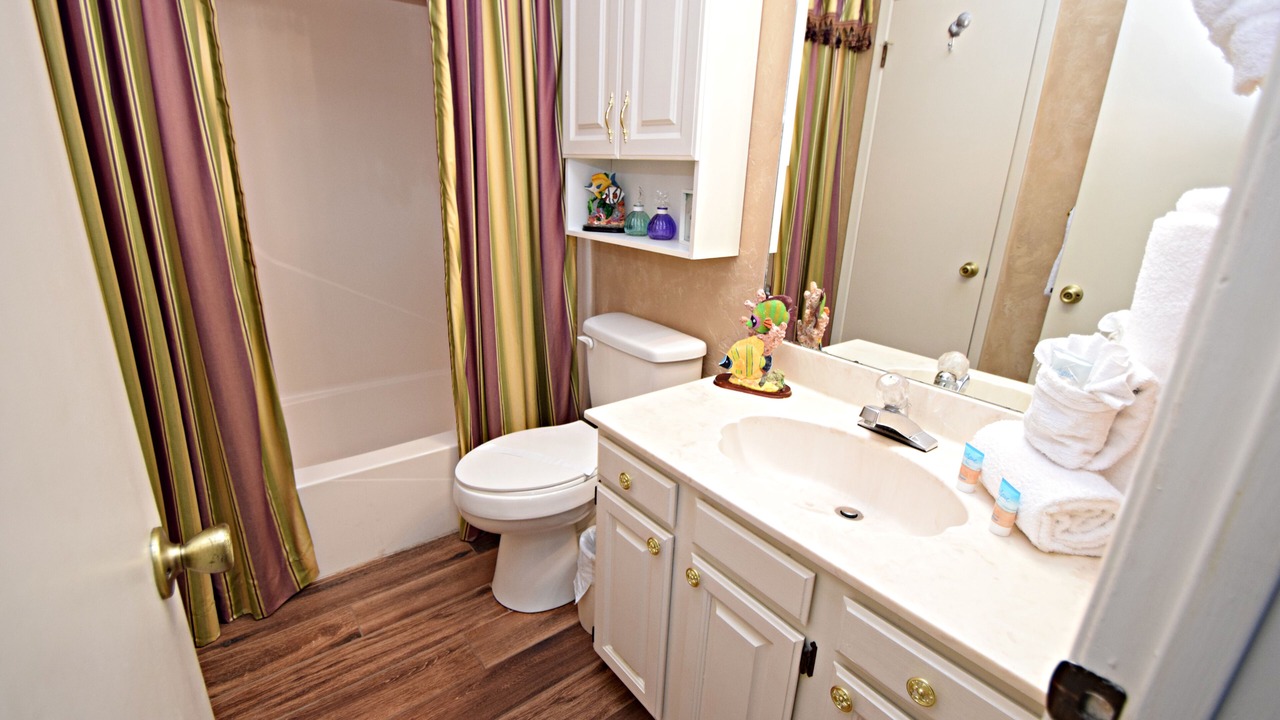 Photo of Bathroom in Ono Island