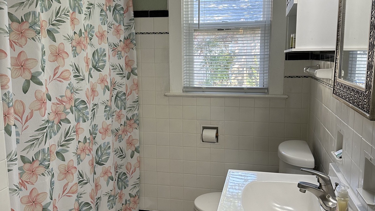 Photo of Bathroom in Southeast Pensacola