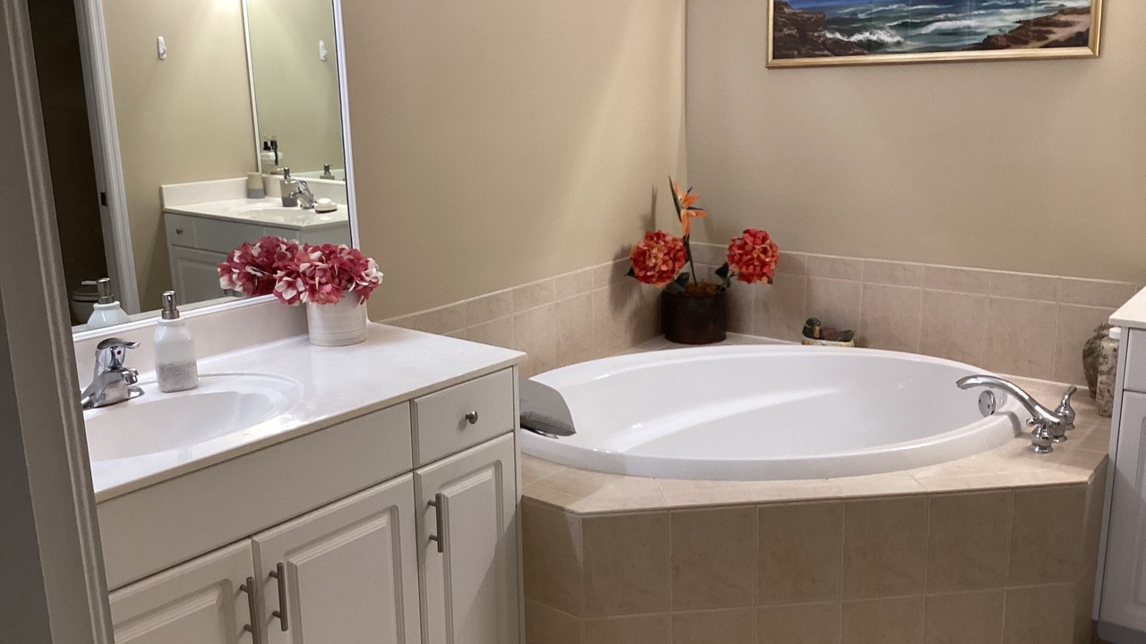 Photo of Bathroom in Naples