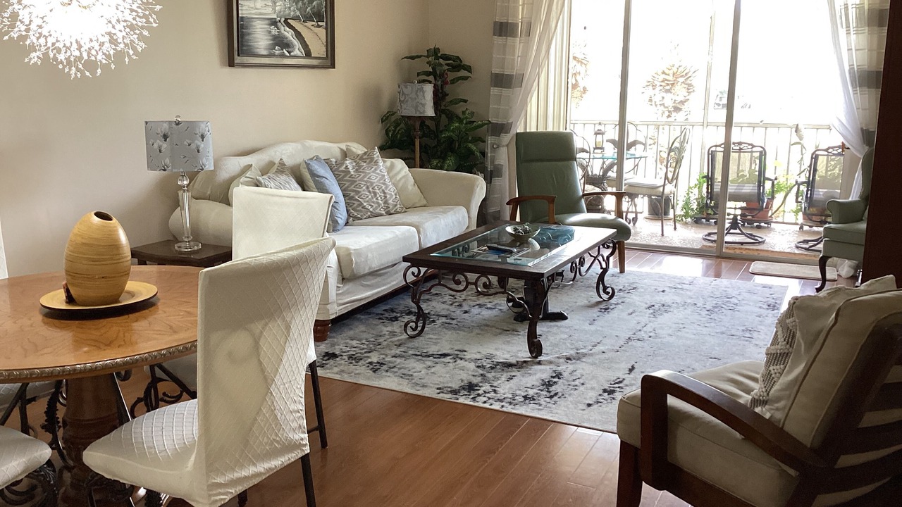 Photo of Livingroom in Naples