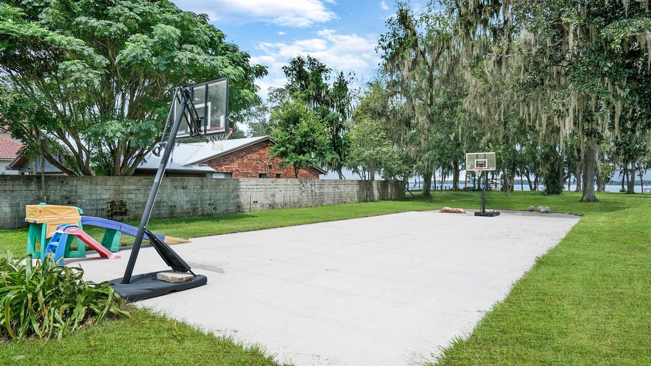 Photo of Others in Palatka