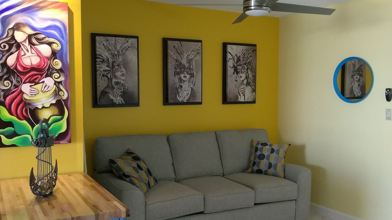 Photo of Livingroom in Hollywood South Central Beach