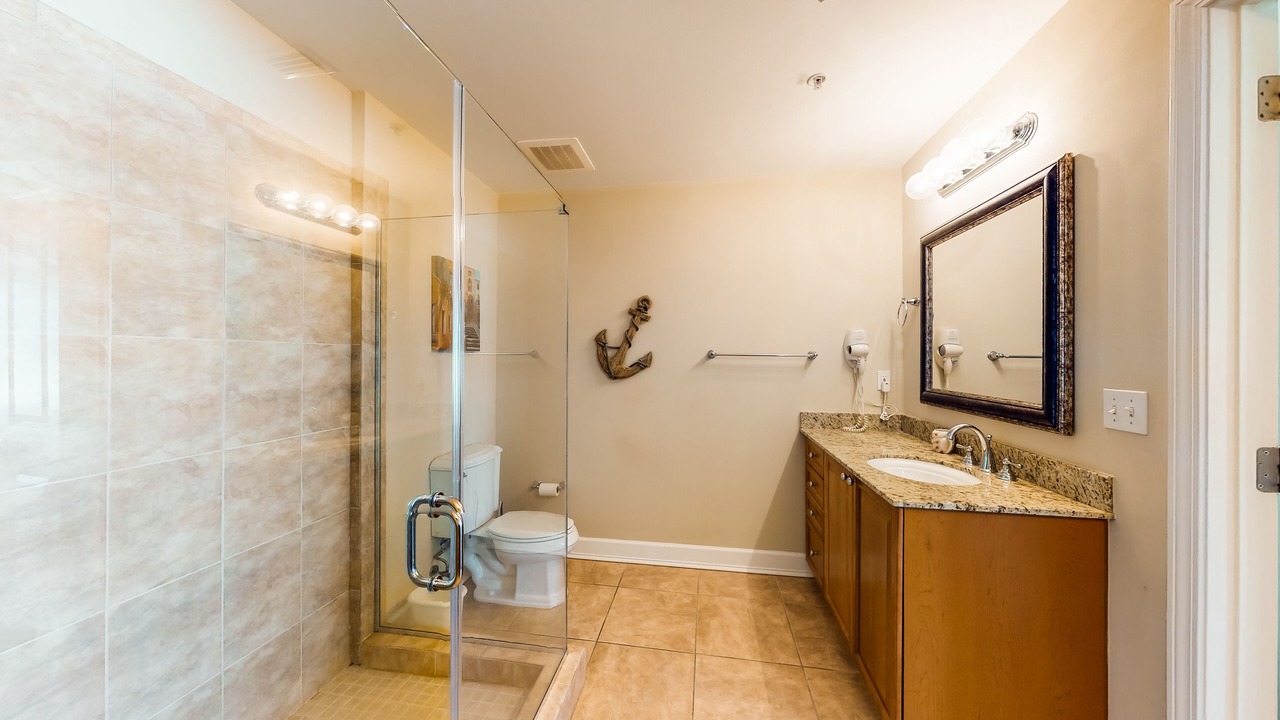 Photo of Bathroom in Upper Grand Lagoon