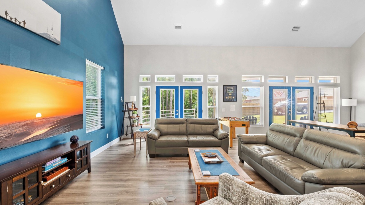 Photo of Livingroom in Gulf Breeze